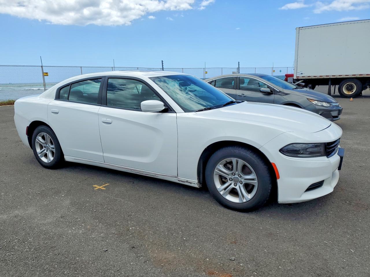 Dodge Charger Sxt