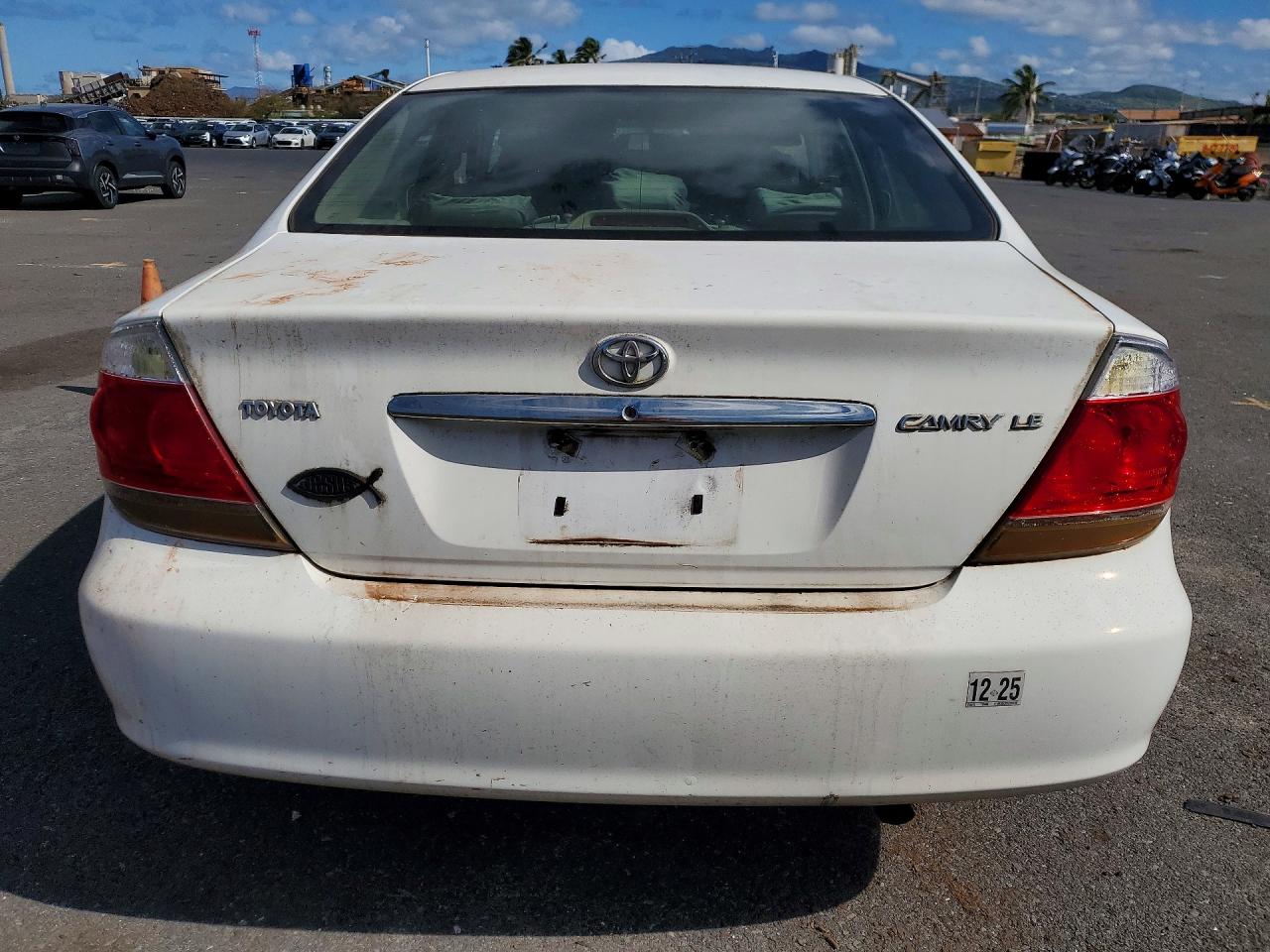 Toyota Camry Le
