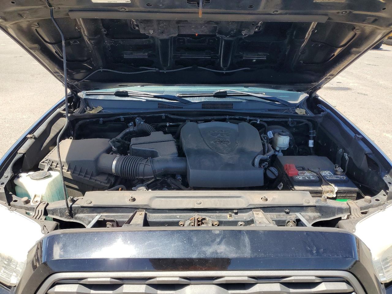 Toyota Tacoma Sr5 V6