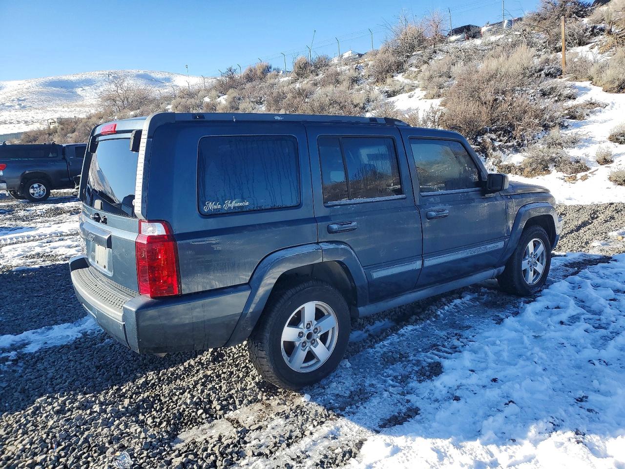 Jeep Commander Sport