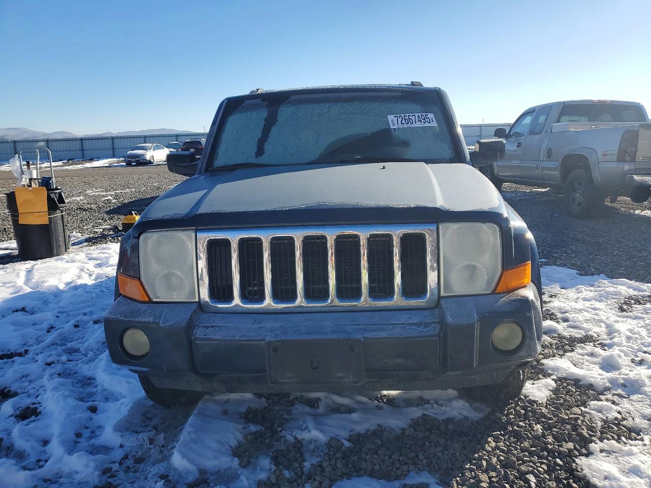 Jeep Commander Sport
