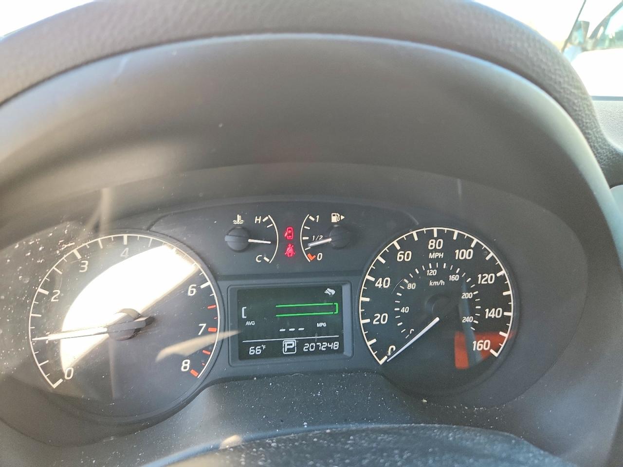 Nissan Sentra S