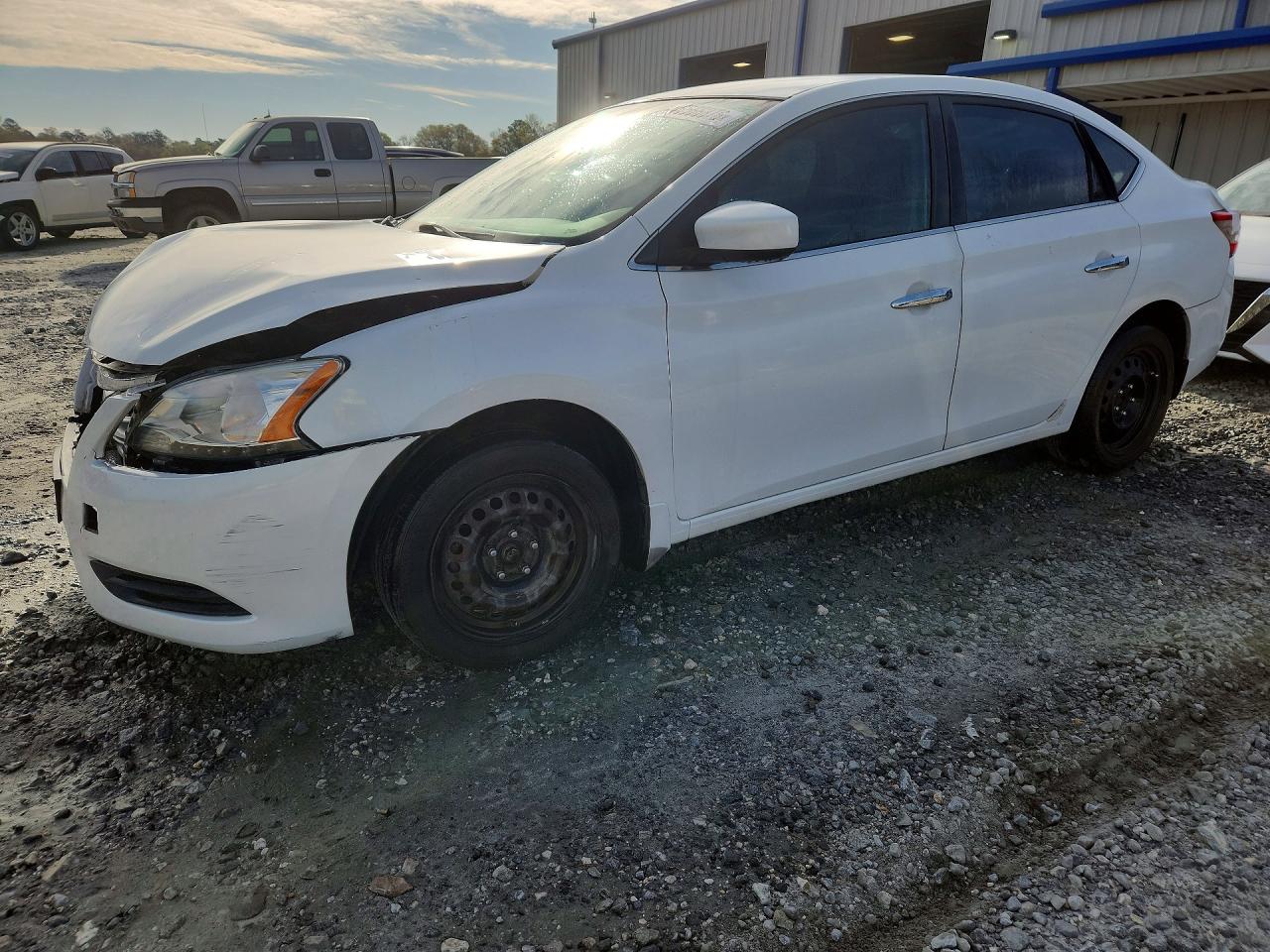 Salvage Nissan Sentra Image