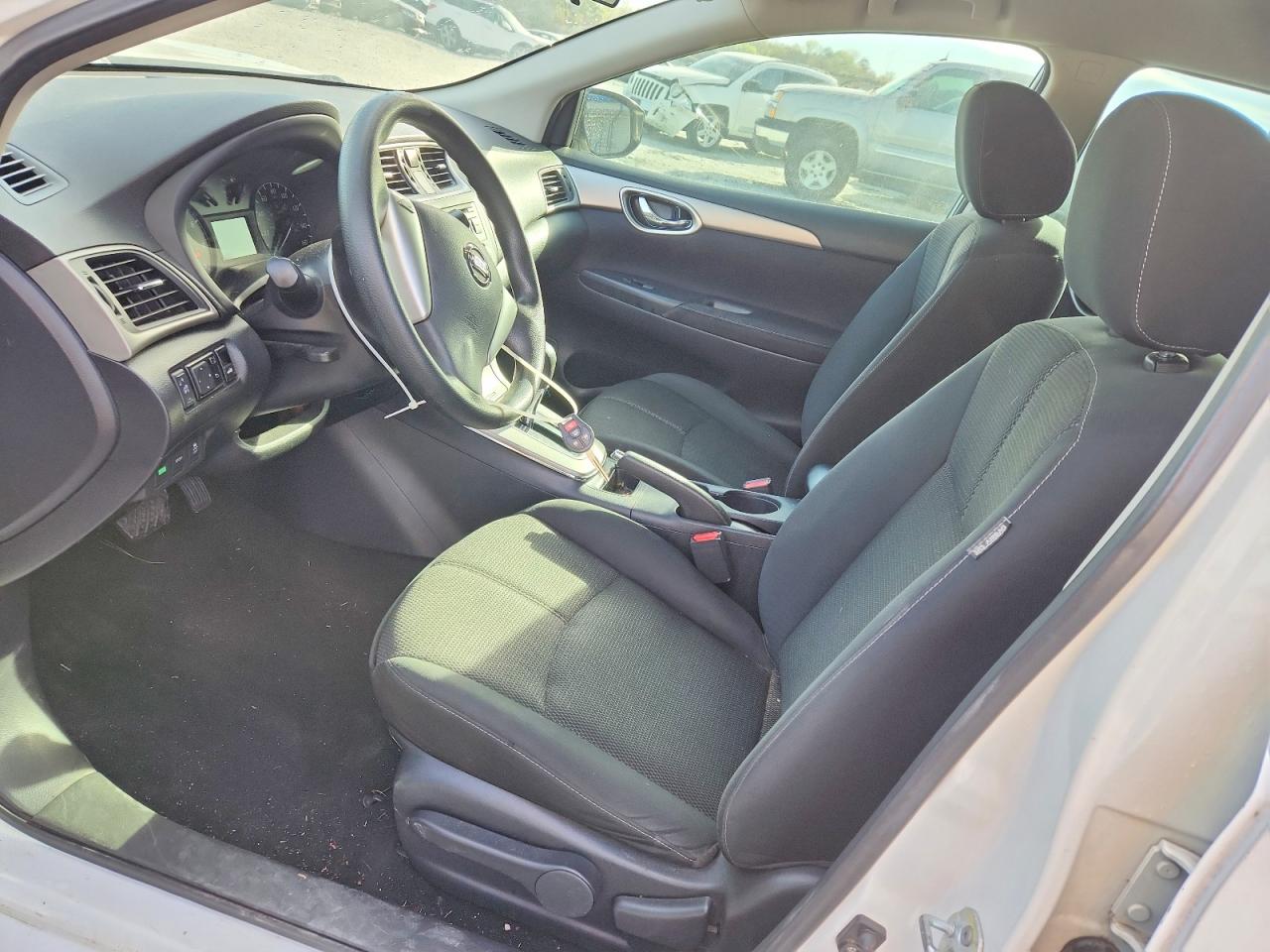 Nissan Sentra S