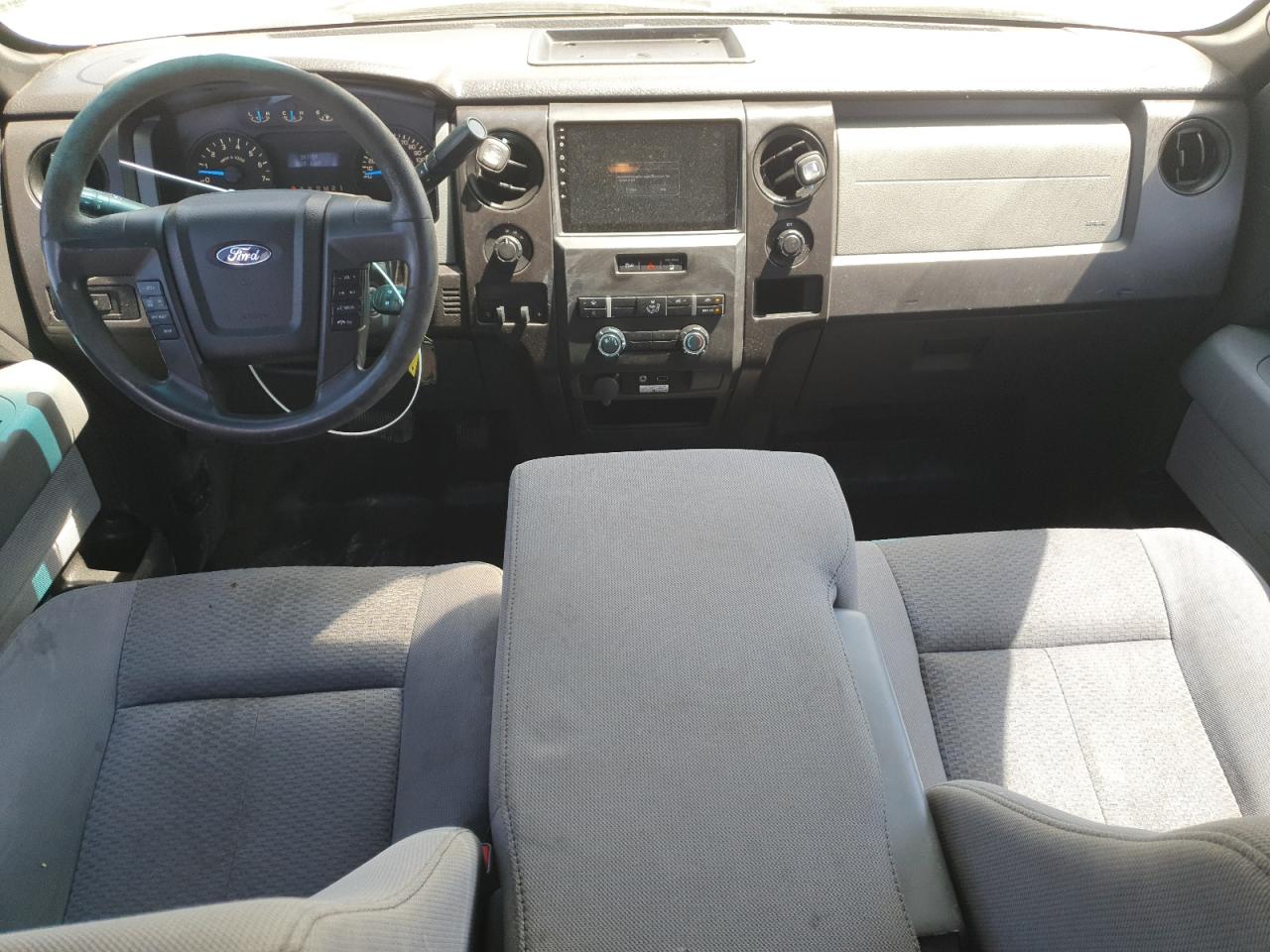 Ford F-150 Super Cab