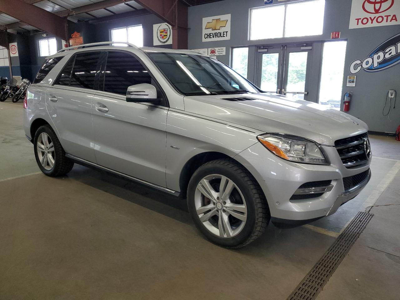 Mercedes-Benz M-Class 350 Bluetec