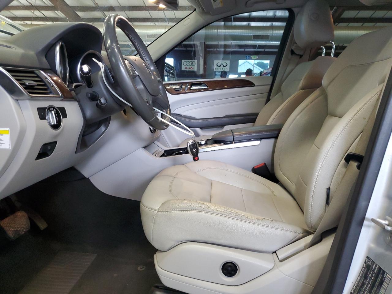 Mercedes-Benz M-Class 350 Bluetec