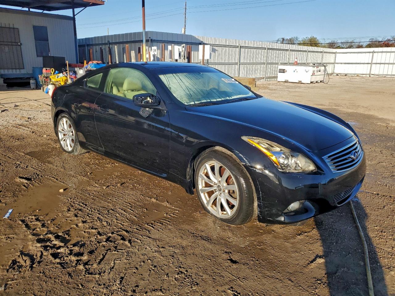 INFINITI G37 Journey