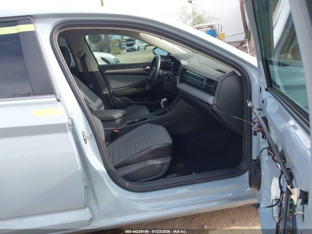 Volkswagen Jetta 1.5t Se