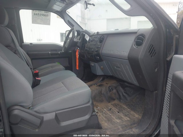 Ford F-250 Xl