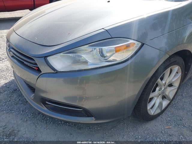 Dodge Dart Sxt