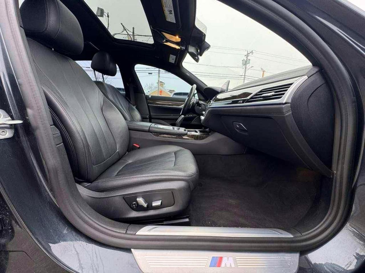 BMW 7 Series I