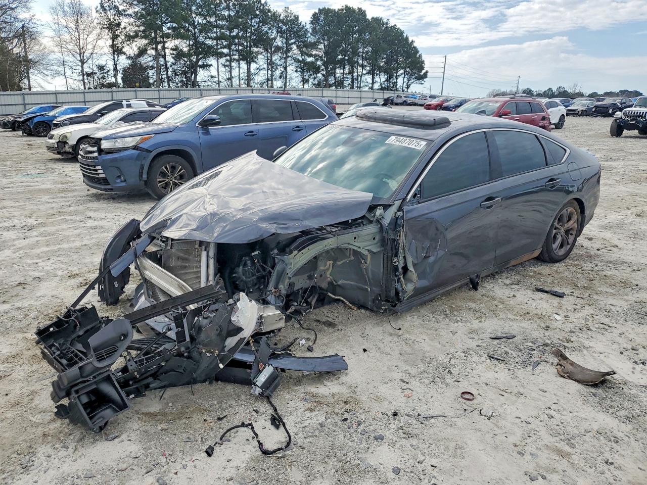 Salvage Honda Accord Image