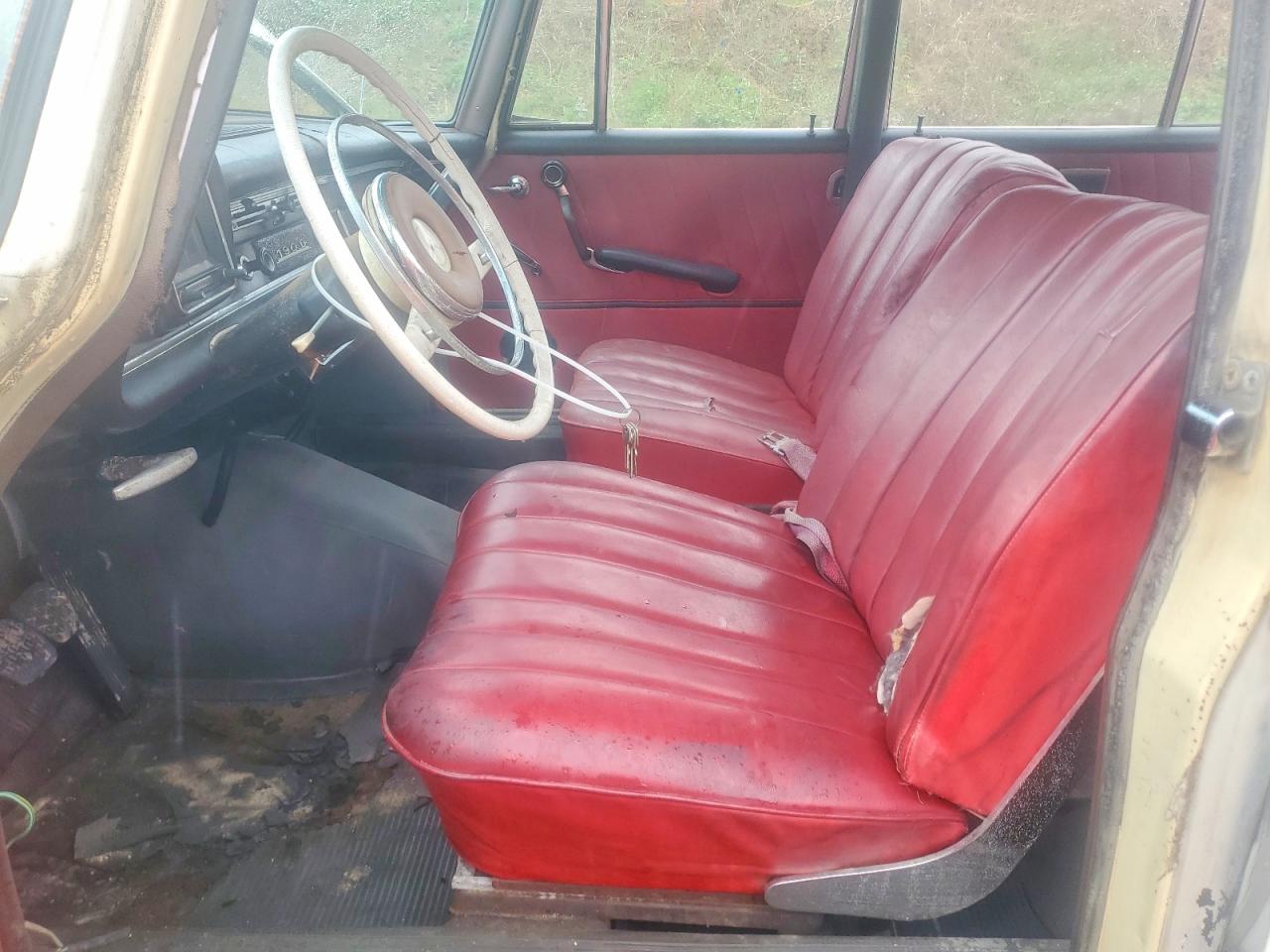 Mercedes-Benz 190-Class
