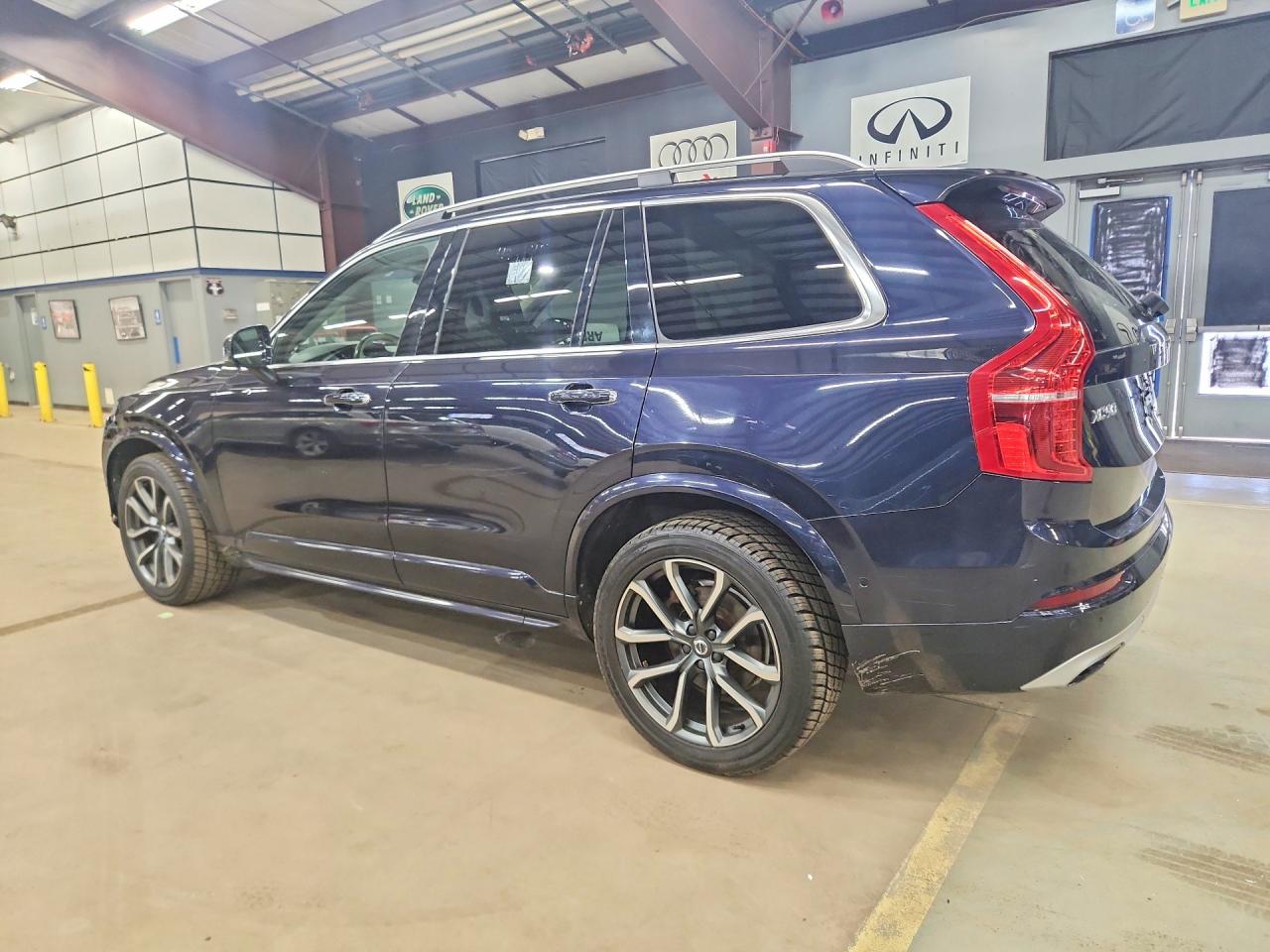 Volvo XC90 T6
