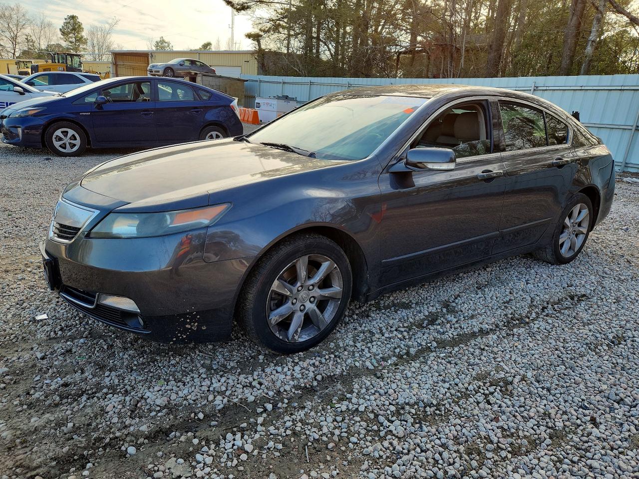 Salvage Acura TL Image
