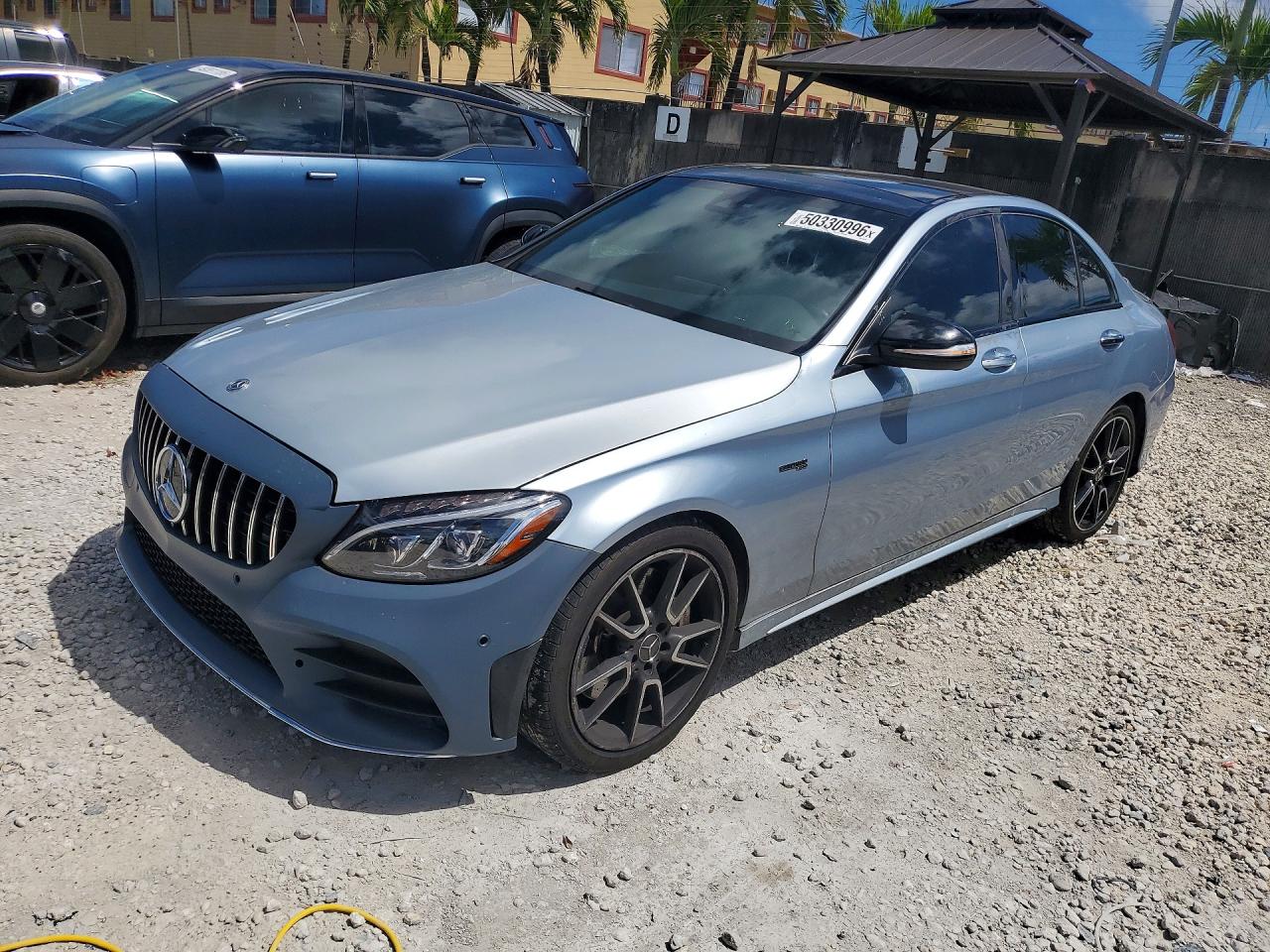 Salvage Mercedes-Benz C-Class Image