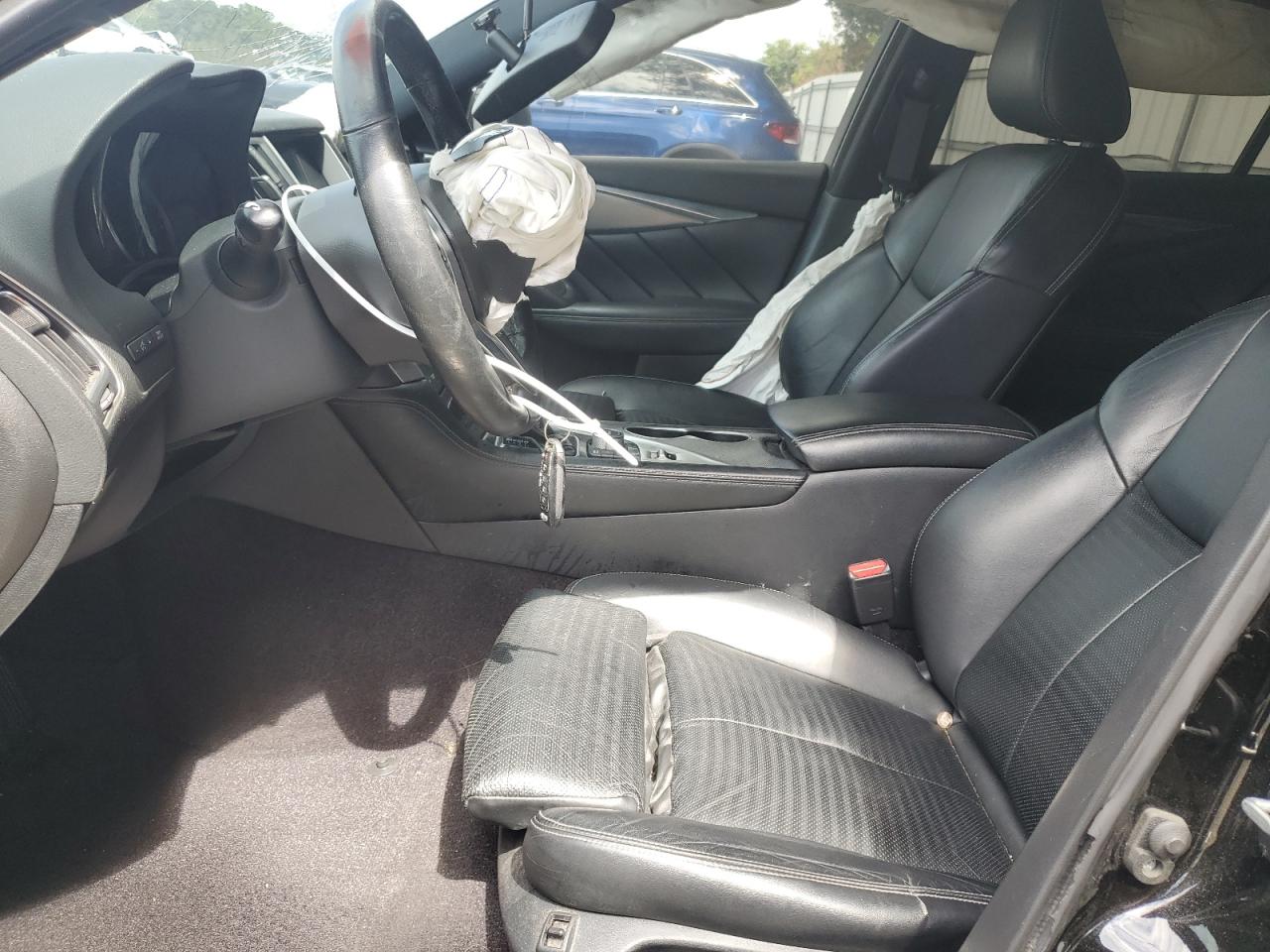 INFINITI Q50 Pure