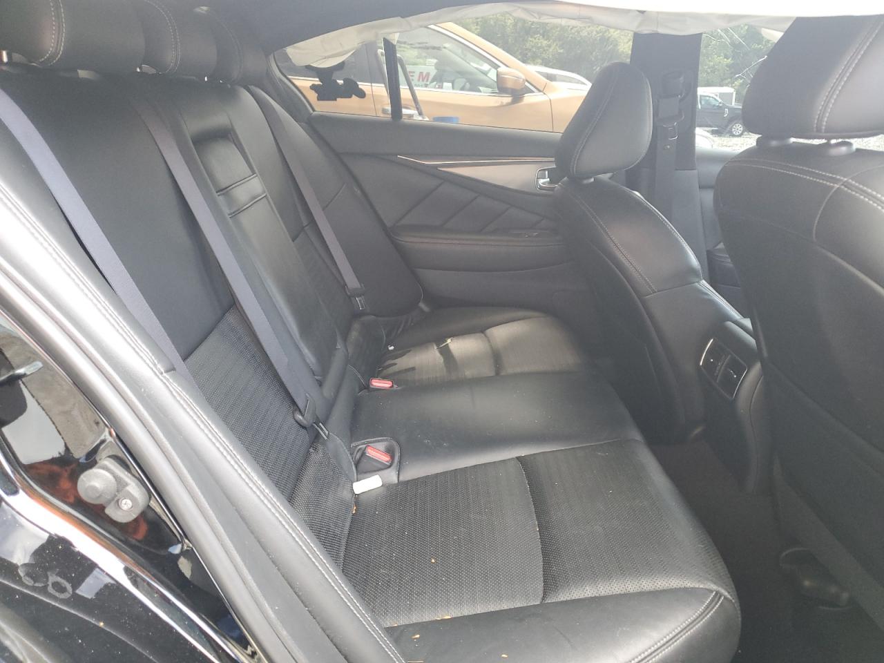 INFINITI Q50 Pure