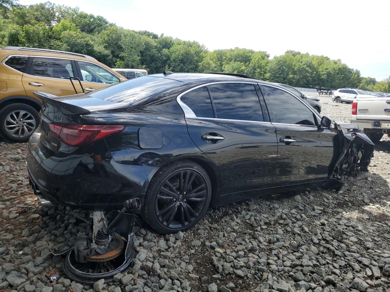 INFINITI Q50 Pure