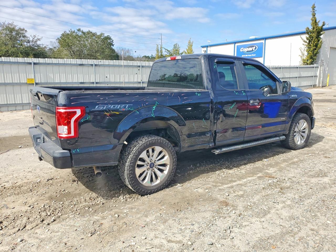 Ford F-150 Super Cab