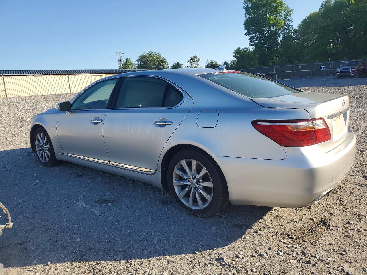 Lexus LS L