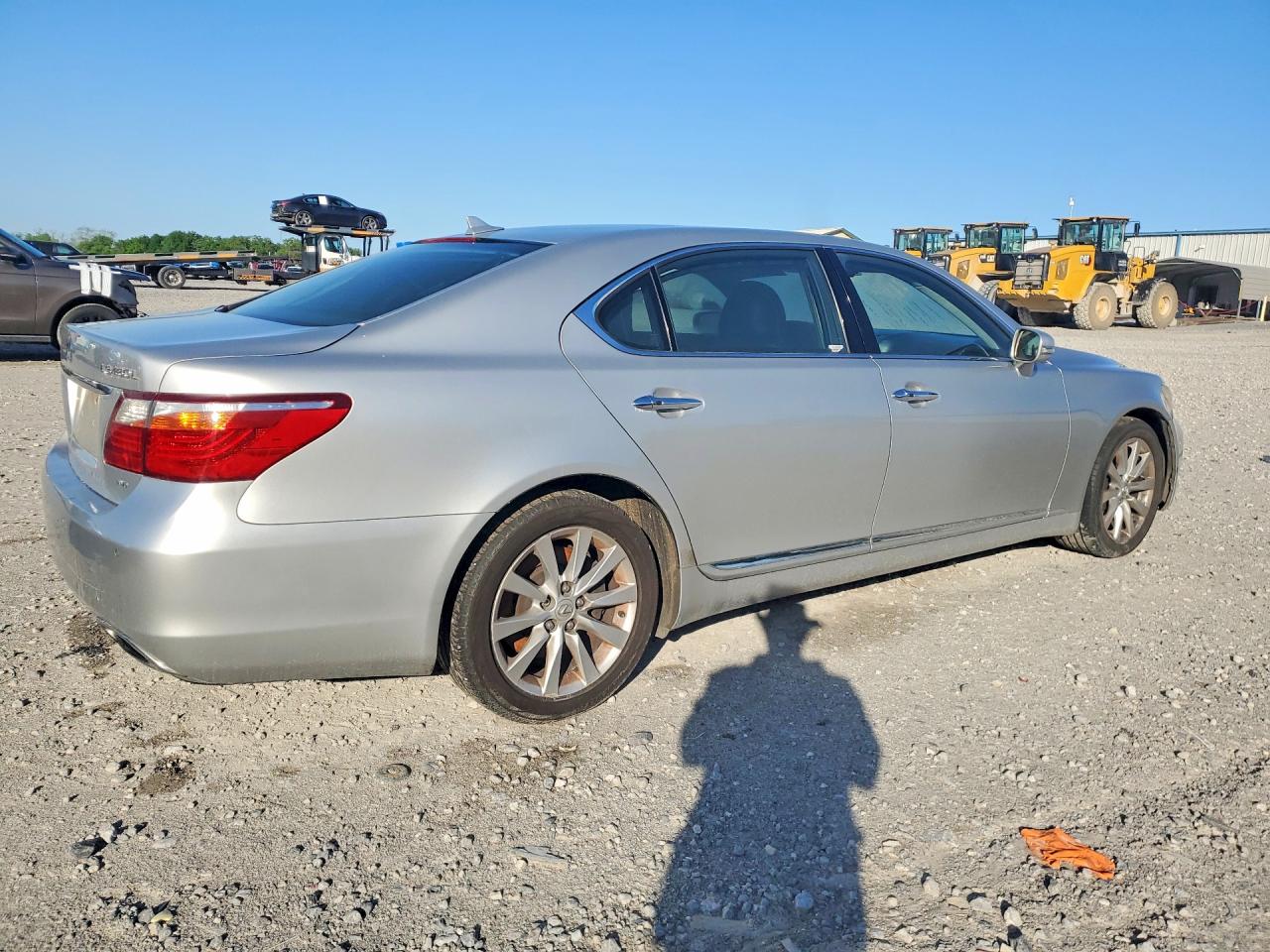 Lexus LS L