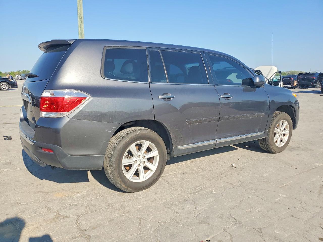 Toyota Highlander Base