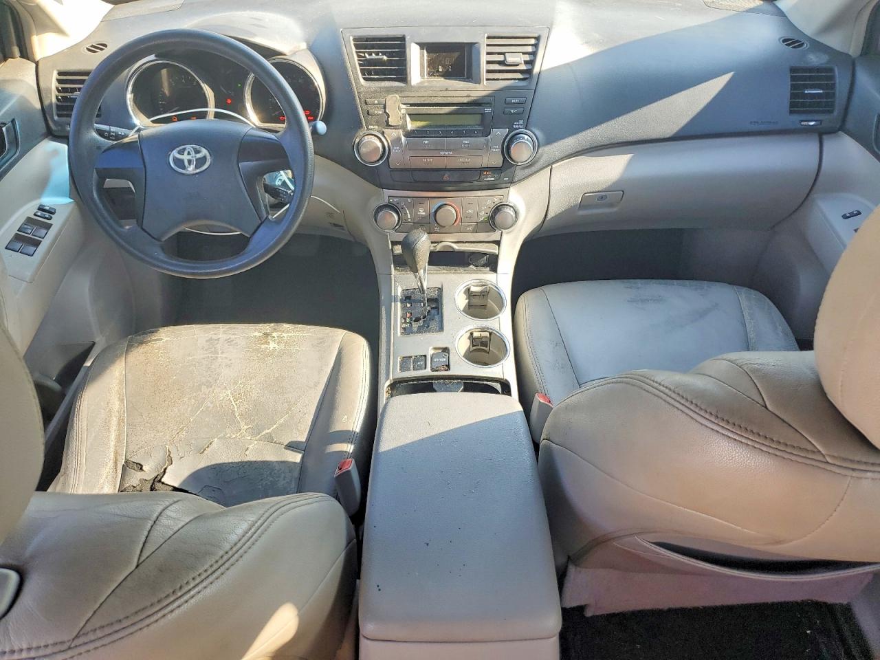 Toyota Highlander Base
