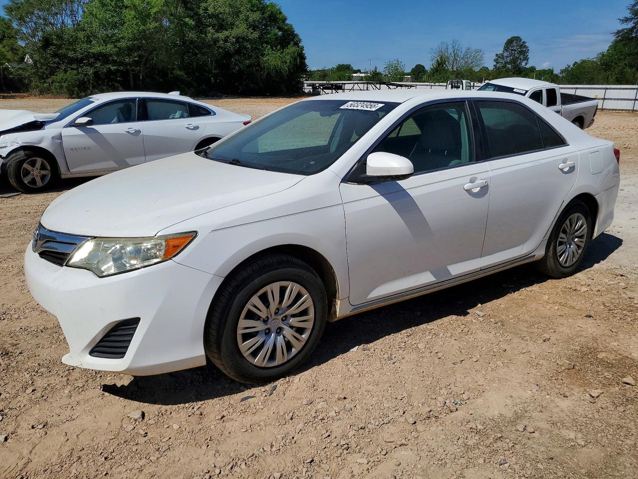 Salvage Toyota Camry Image