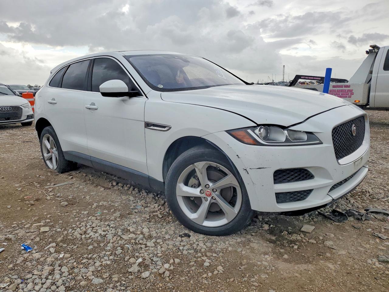 Jaguar F-PACE Premium