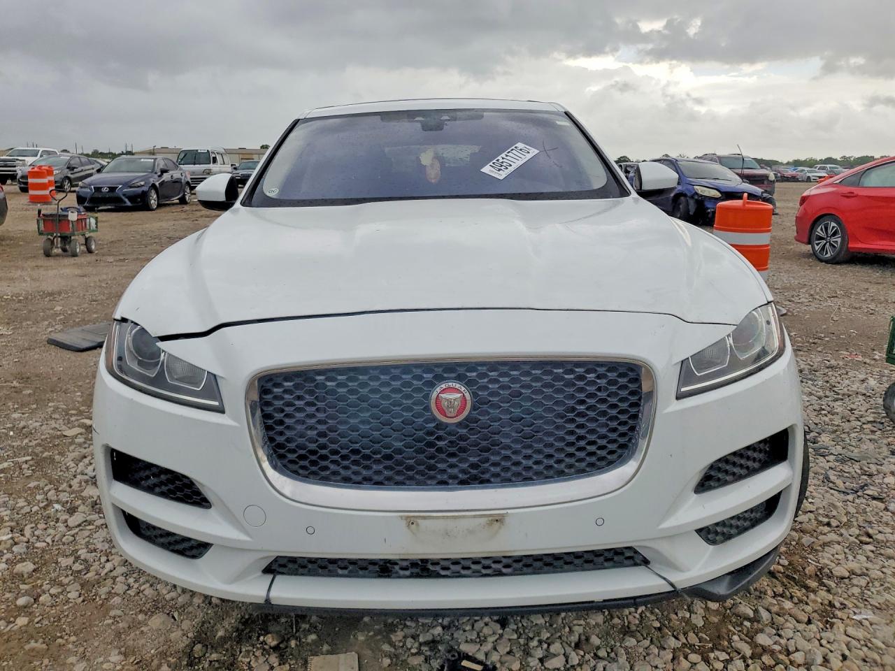 Jaguar F-PACE Premium