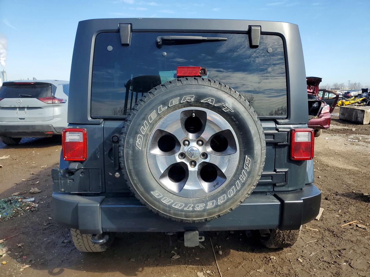 Jeep Wrangler Sahara