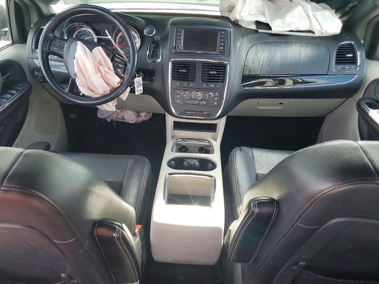 Dodge Caravan Sxt