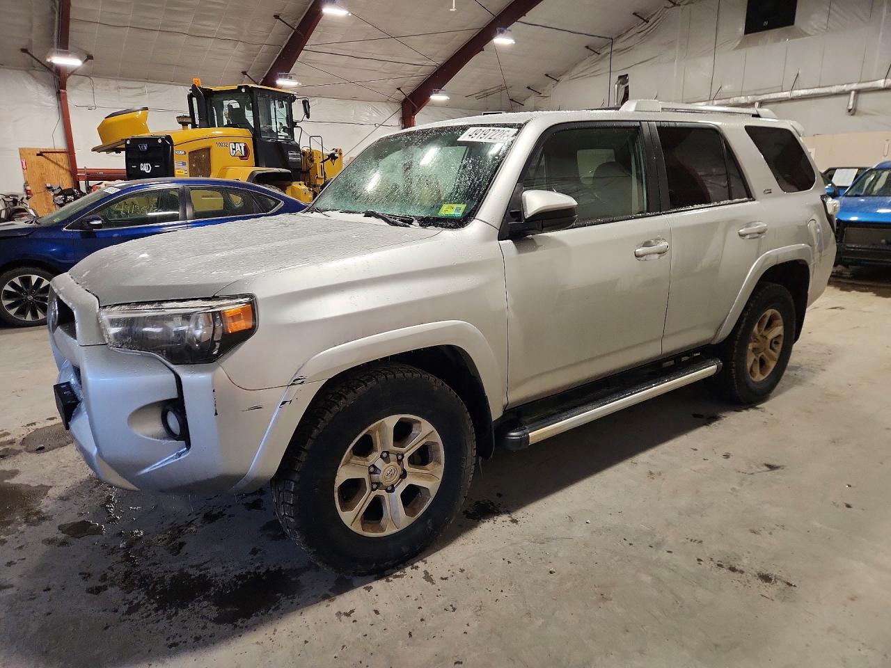 Salvage Toyota 4Runner Image