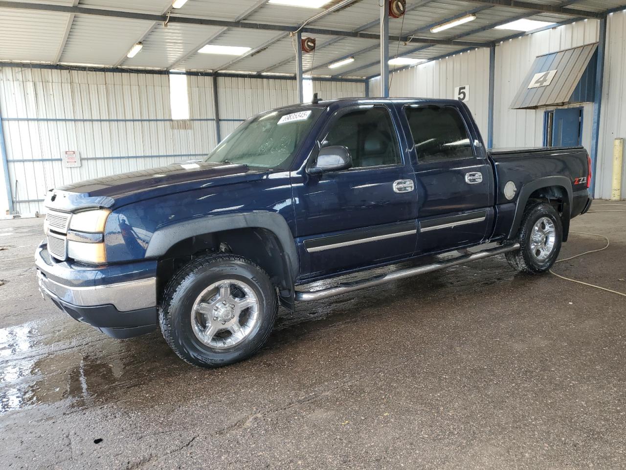 Salvage Chevrolet Silverado Image
