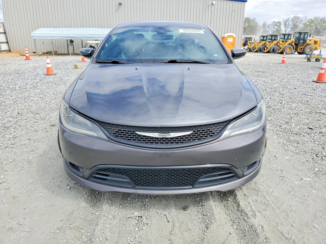 Chrysler 200