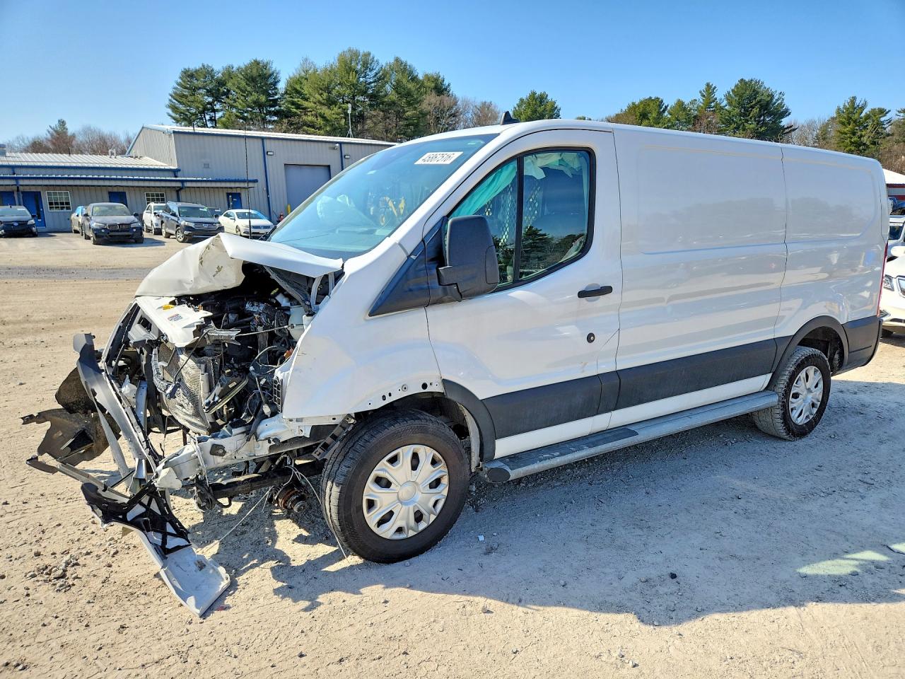 Salvage Ford Transit Image