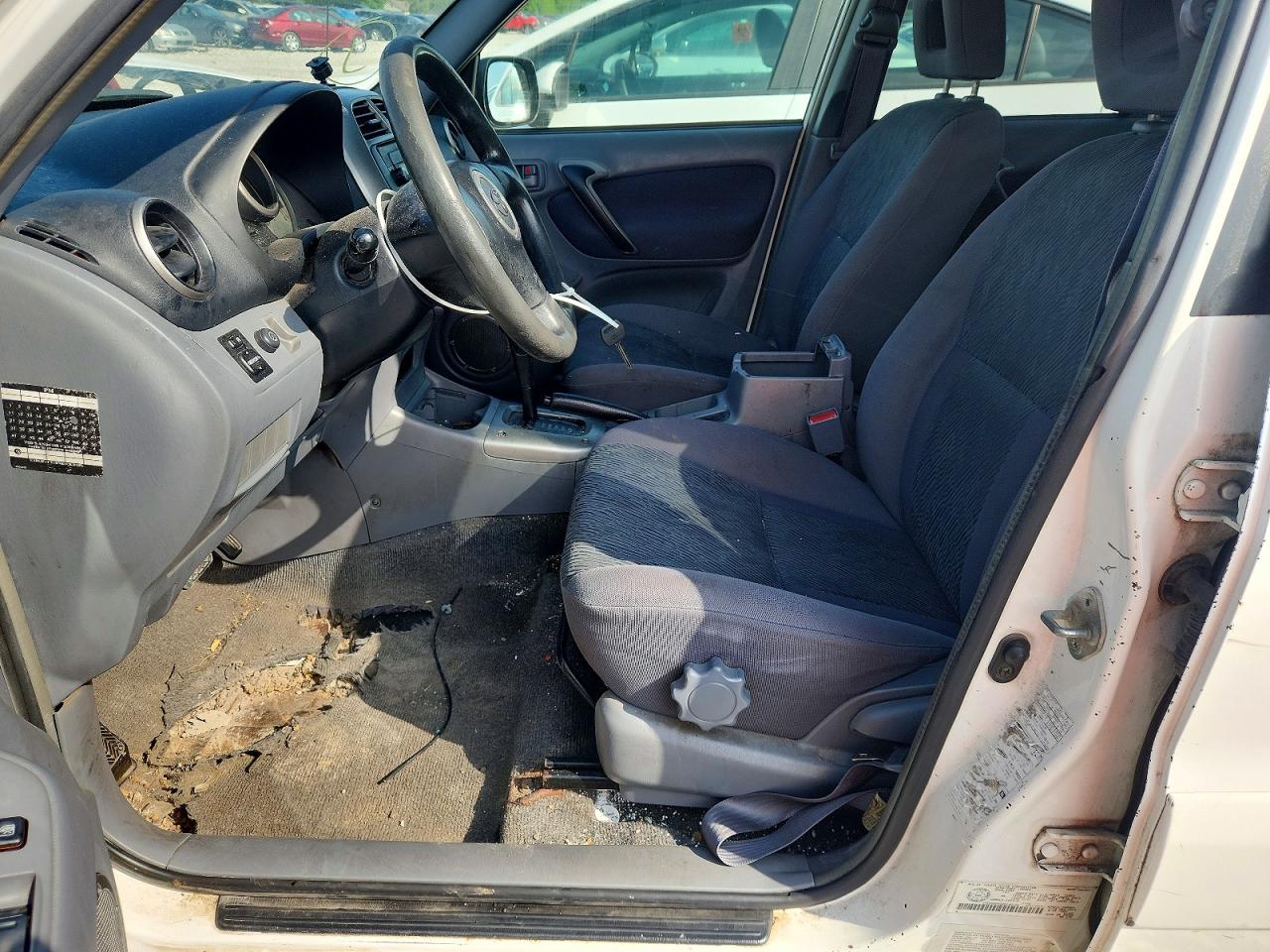 Toyota RAV4 Base