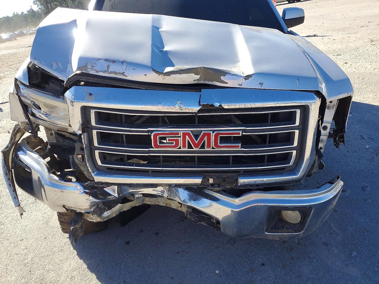 GMC Sierra