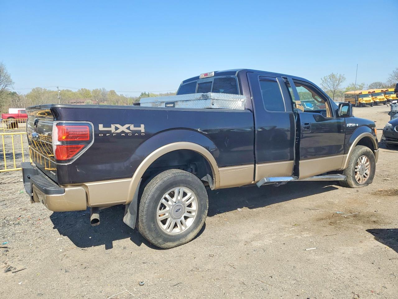 Ford F-150 Super Cab