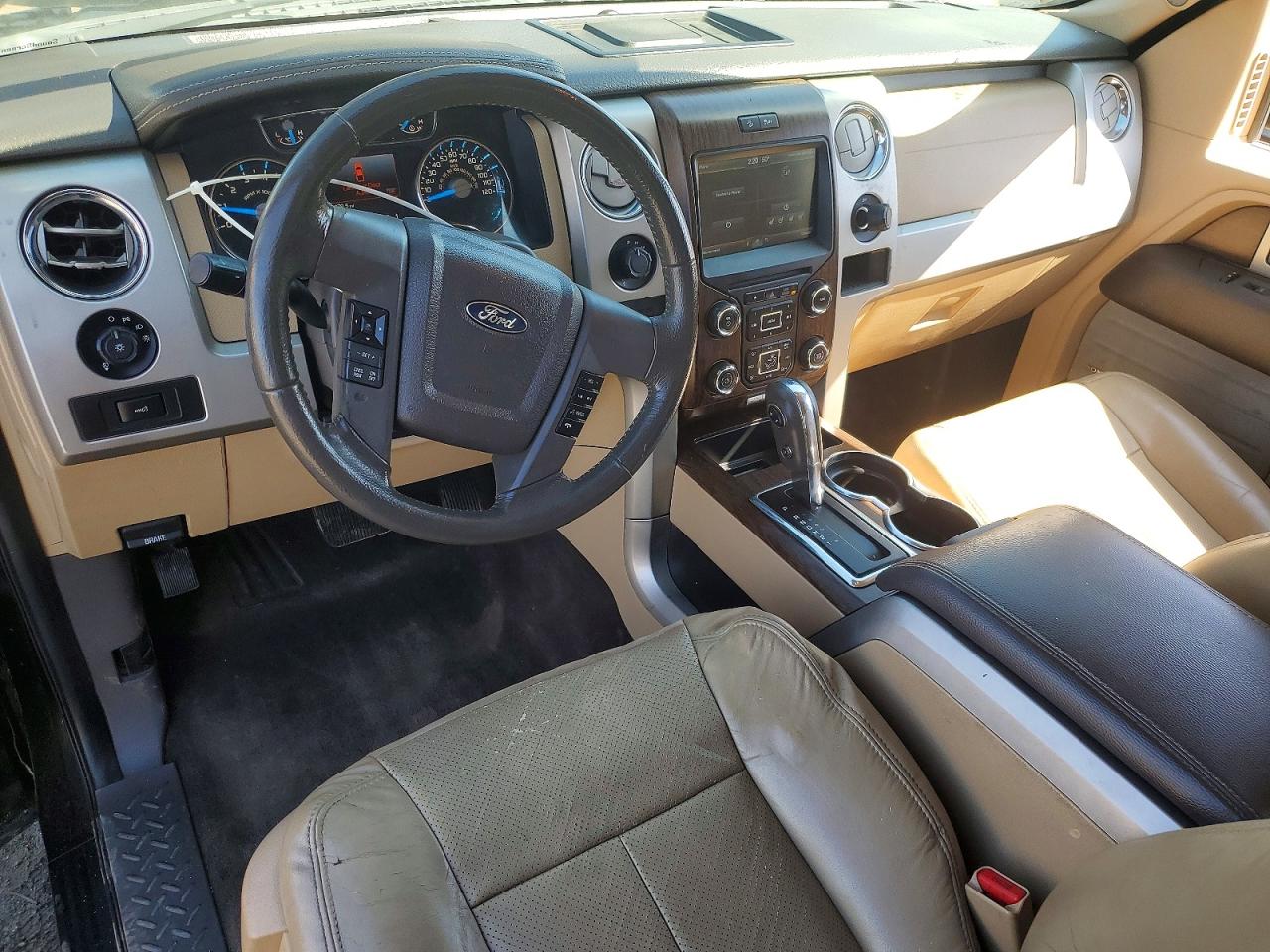 Ford F-150 Super Cab