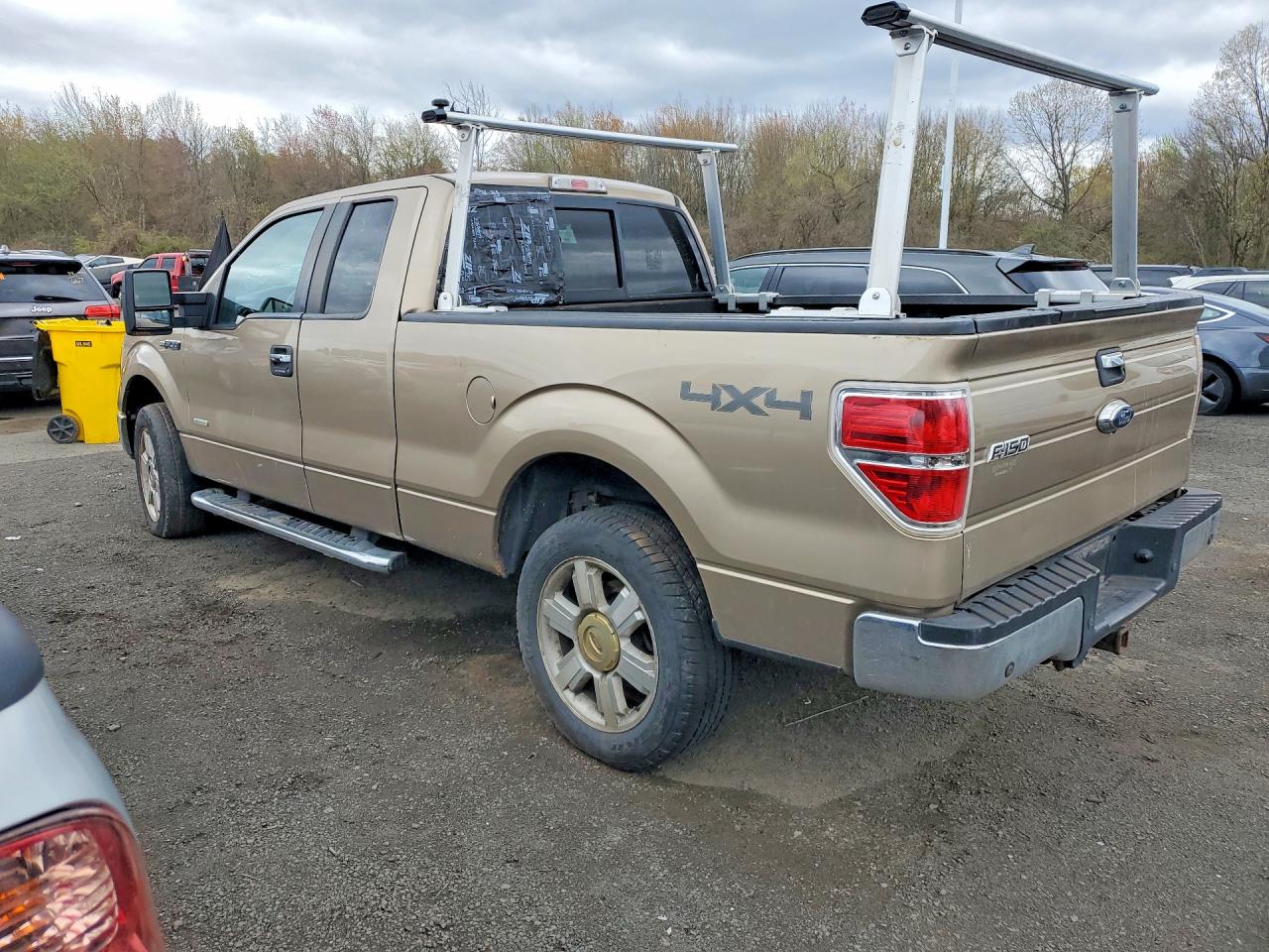 Ford F-150 Super Cab