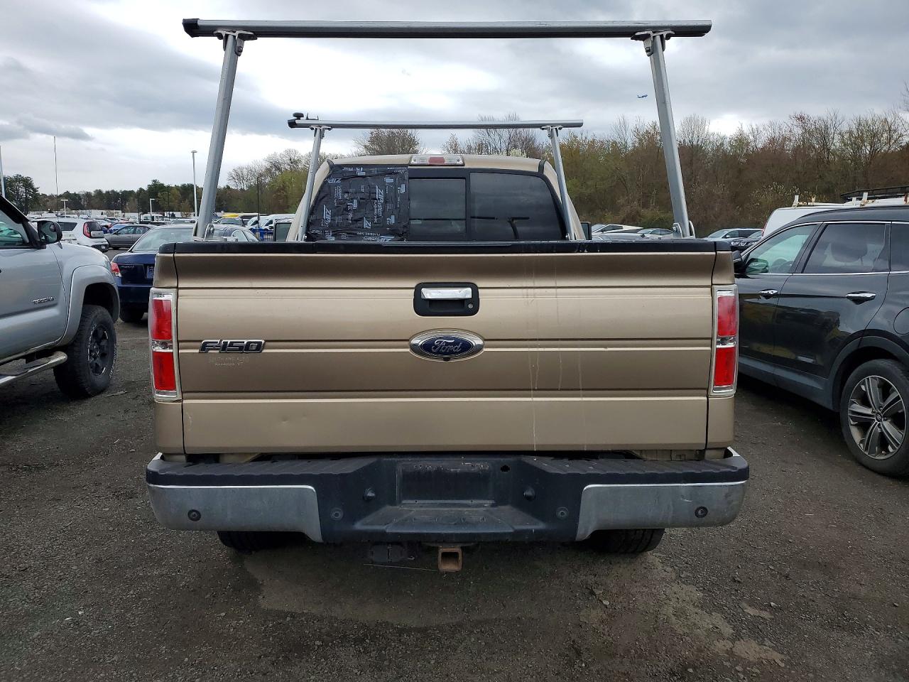 Ford F-150 Super Cab