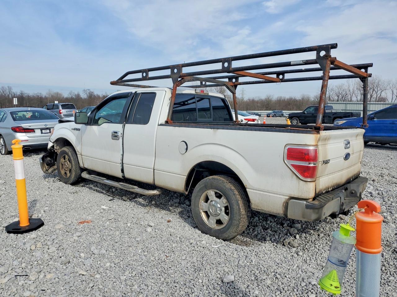Ford F-150 Super Cab