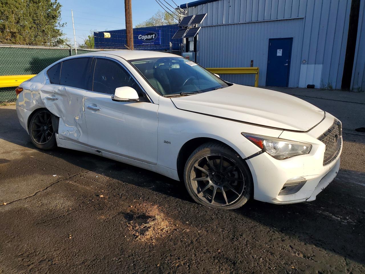 INFINITI Q50 Pure