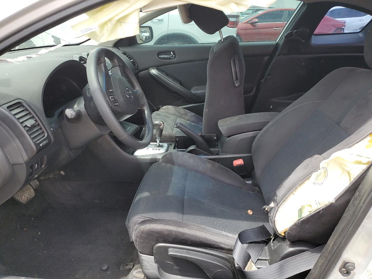 Nissan Altima S