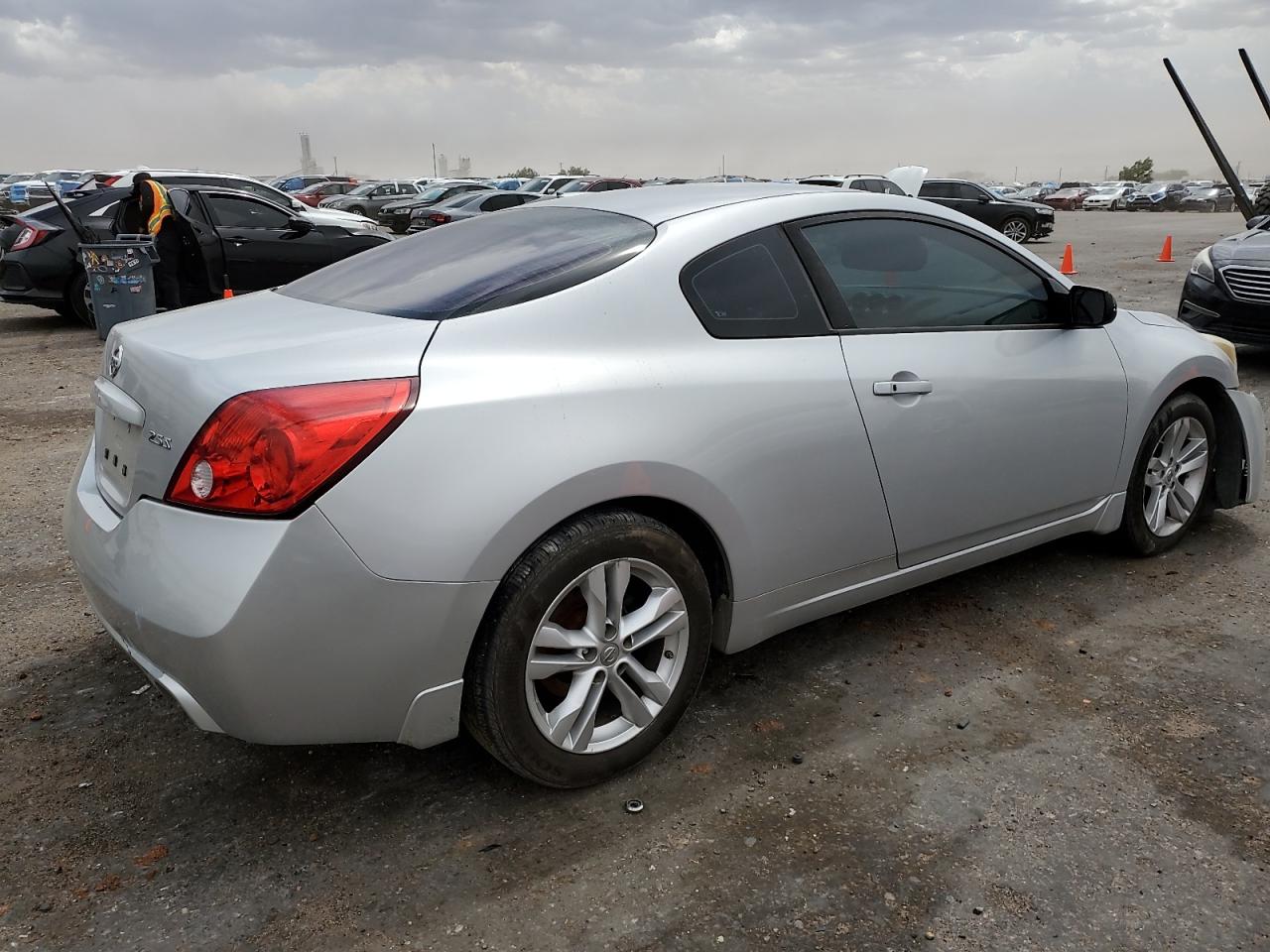 Nissan Altima S