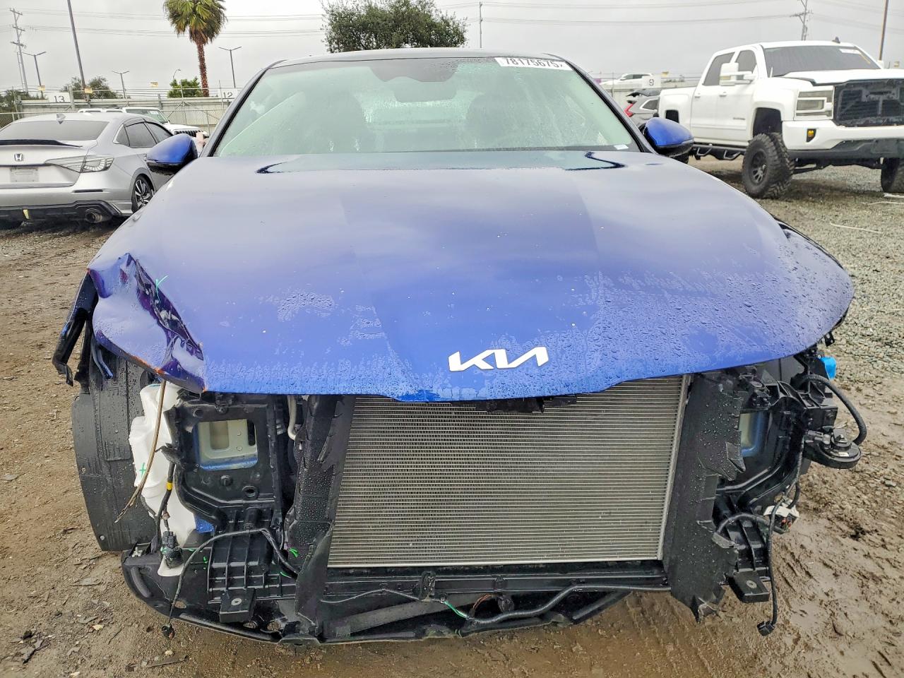 Kia K5 Ex
