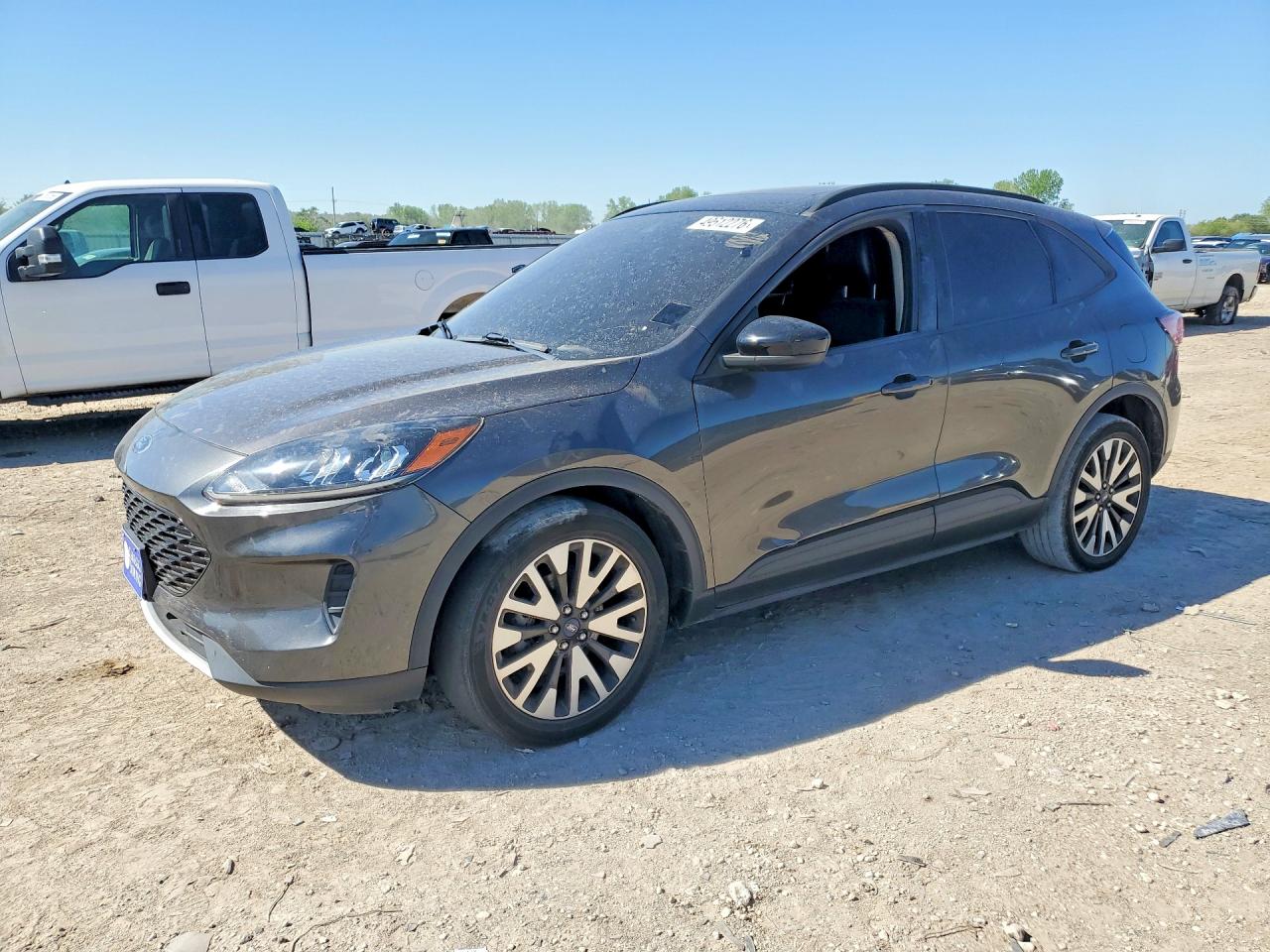Salvage Ford Escape Image